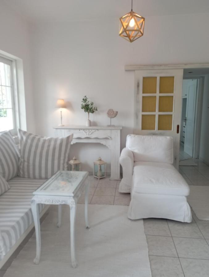 Apartment Beach House Chalkida Ngoại thất bức ảnh